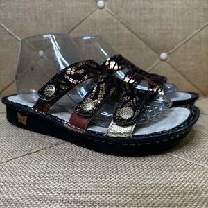 Alegria by PG Lite Venus Bronze Gleam Snake Print Slip-On Sandal Shoe 8-8.5 / 38